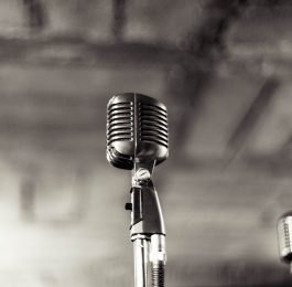 How to develop a voice & tone guide